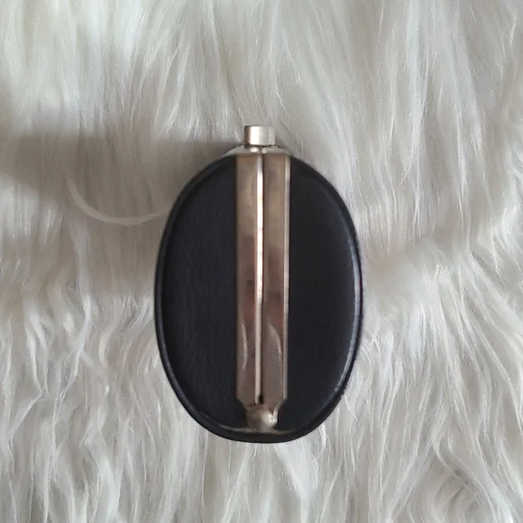 Oscar de la Renta x Linda Farrow collab - Sunglasses - Picture 10 of 13